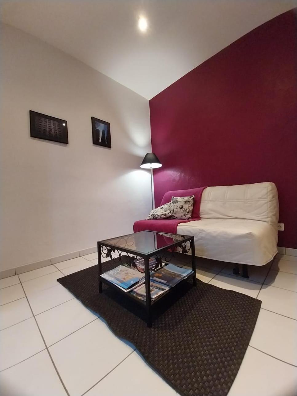 Lou Pescadou Apartment Saint-Raphael  Ngoại thất bức ảnh