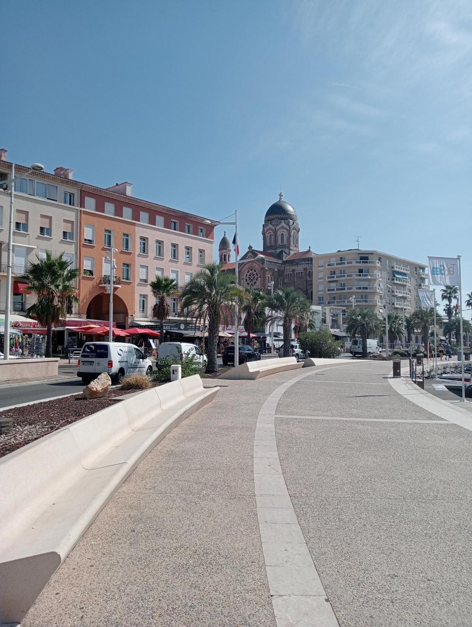 Lou Pescadou Apartment Saint-Raphael  Ngoại thất bức ảnh